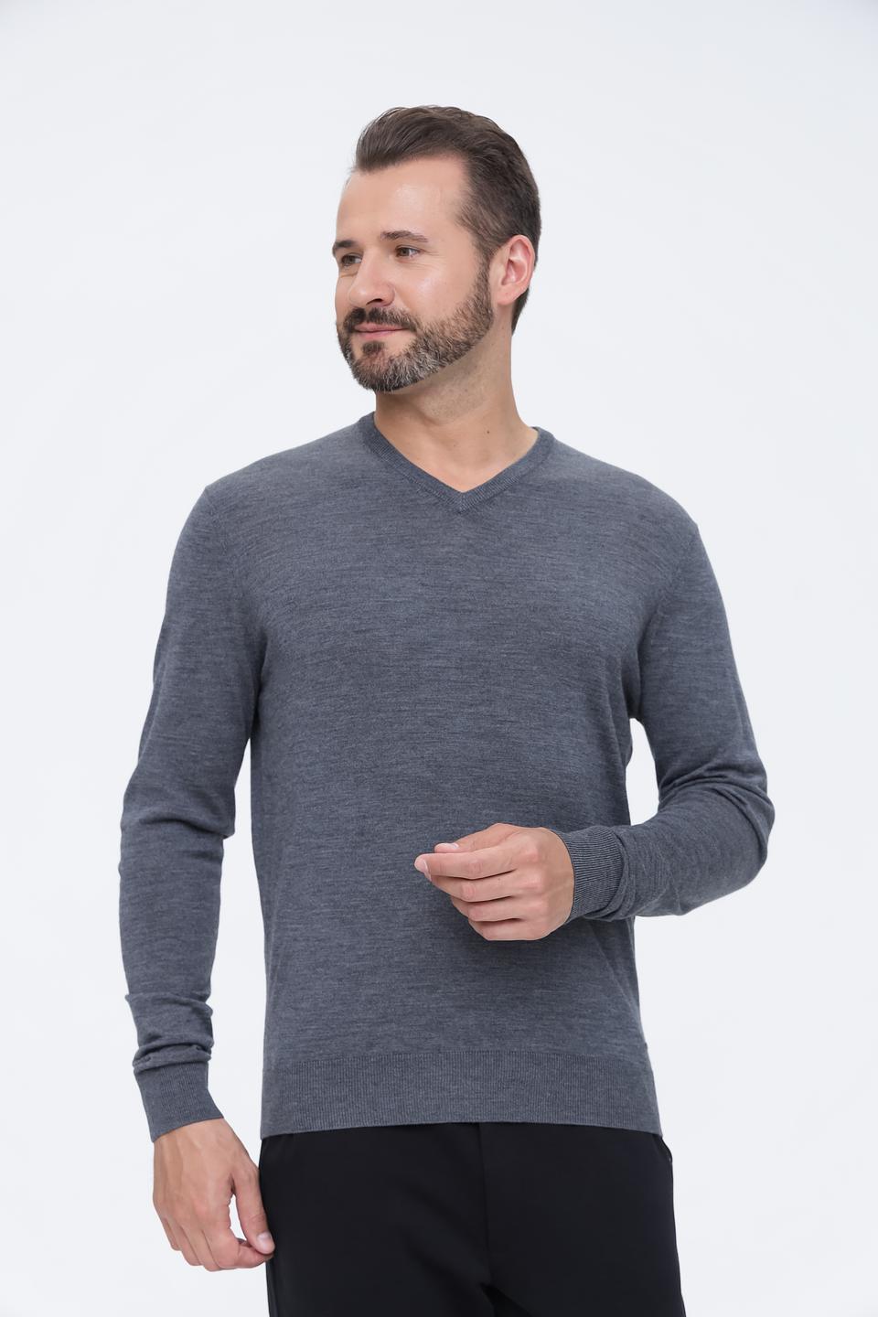 Джемпер Bugatti V-образный серый