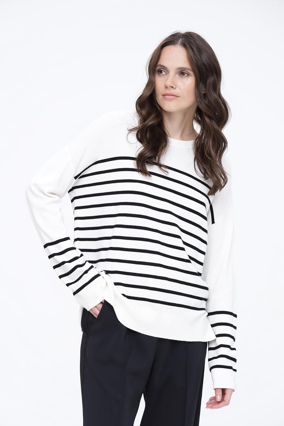 Пуловер Broadway в полоску