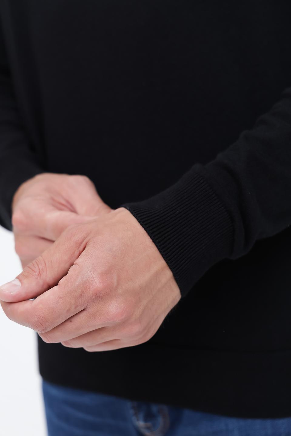 Джемпер Bugatti чёрный