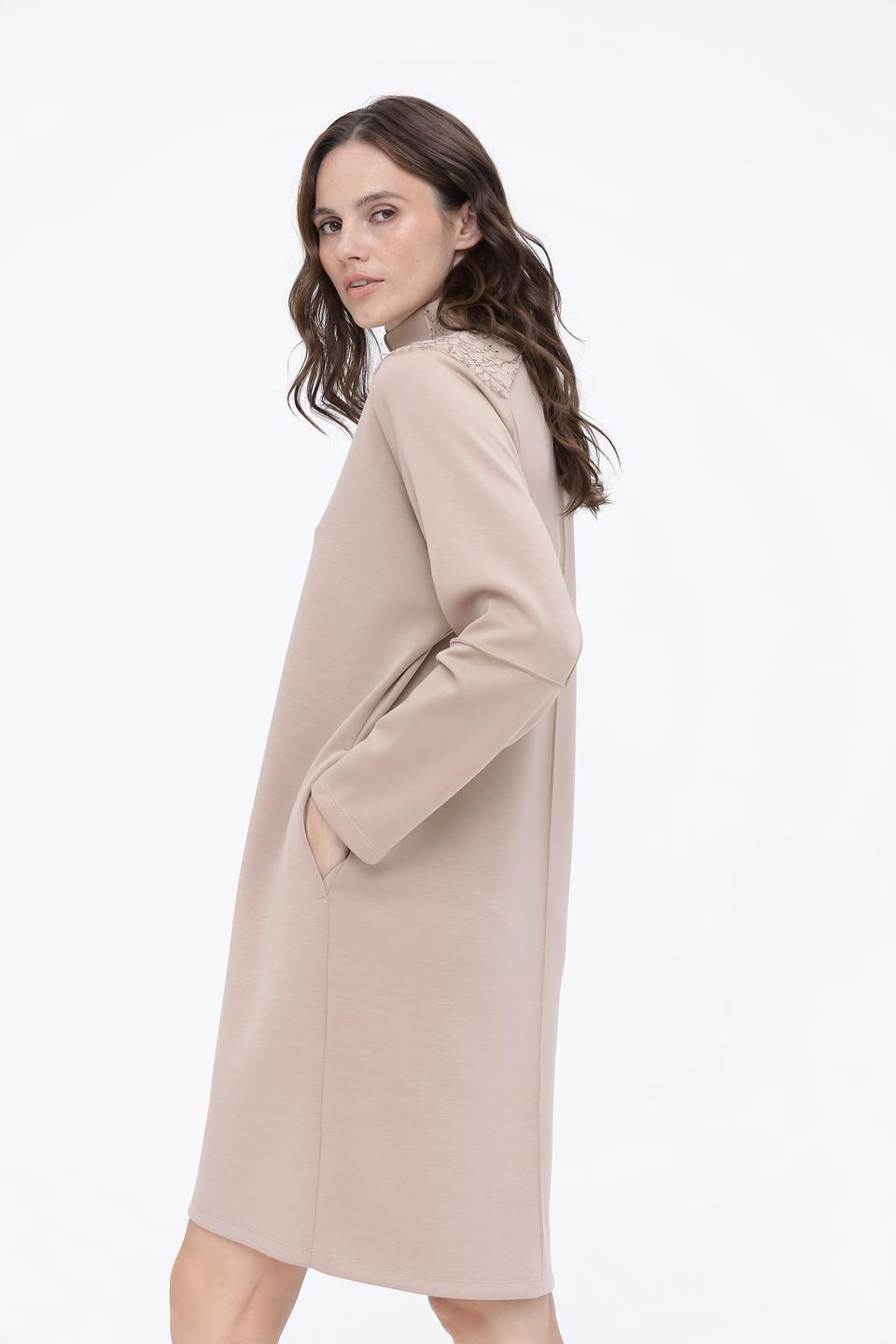 Платье Beatris с кружевом бежевое