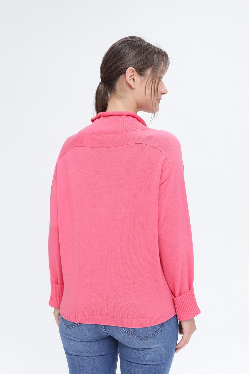 Пуловер Pezzo с горлом розовый