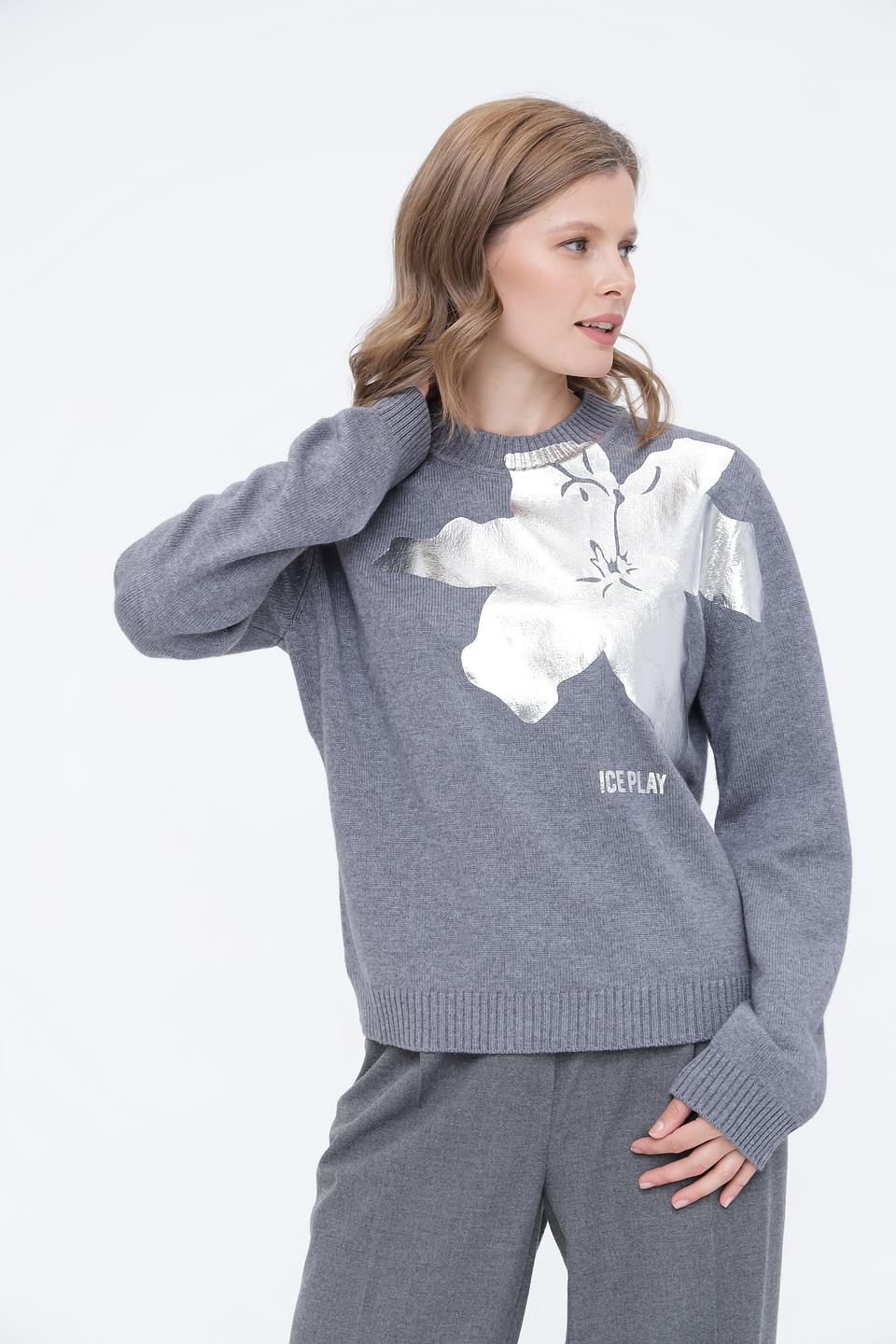 Джемпер Ice Play с лошадью серый