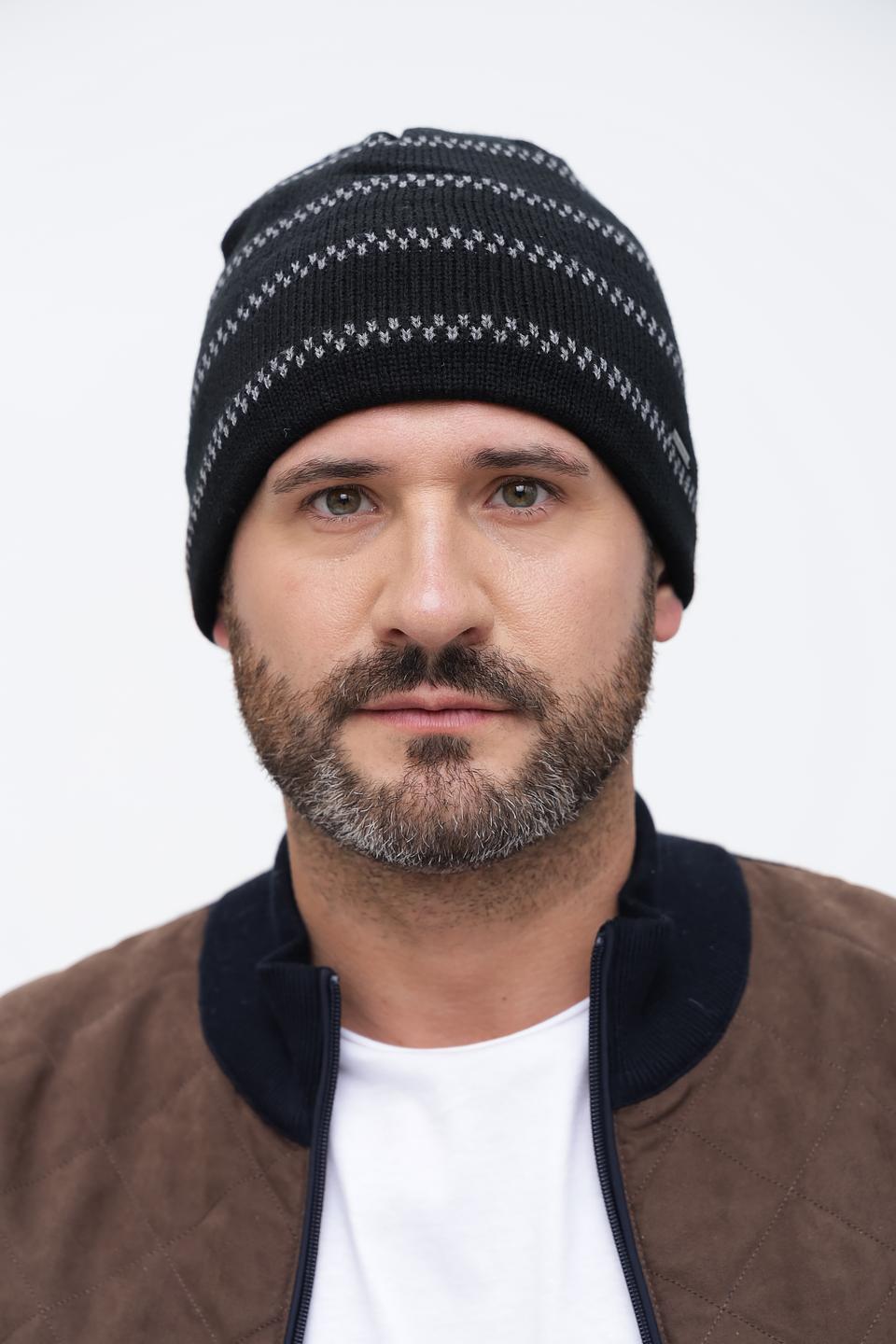 Шапка Wegener мужская чёрная с узором