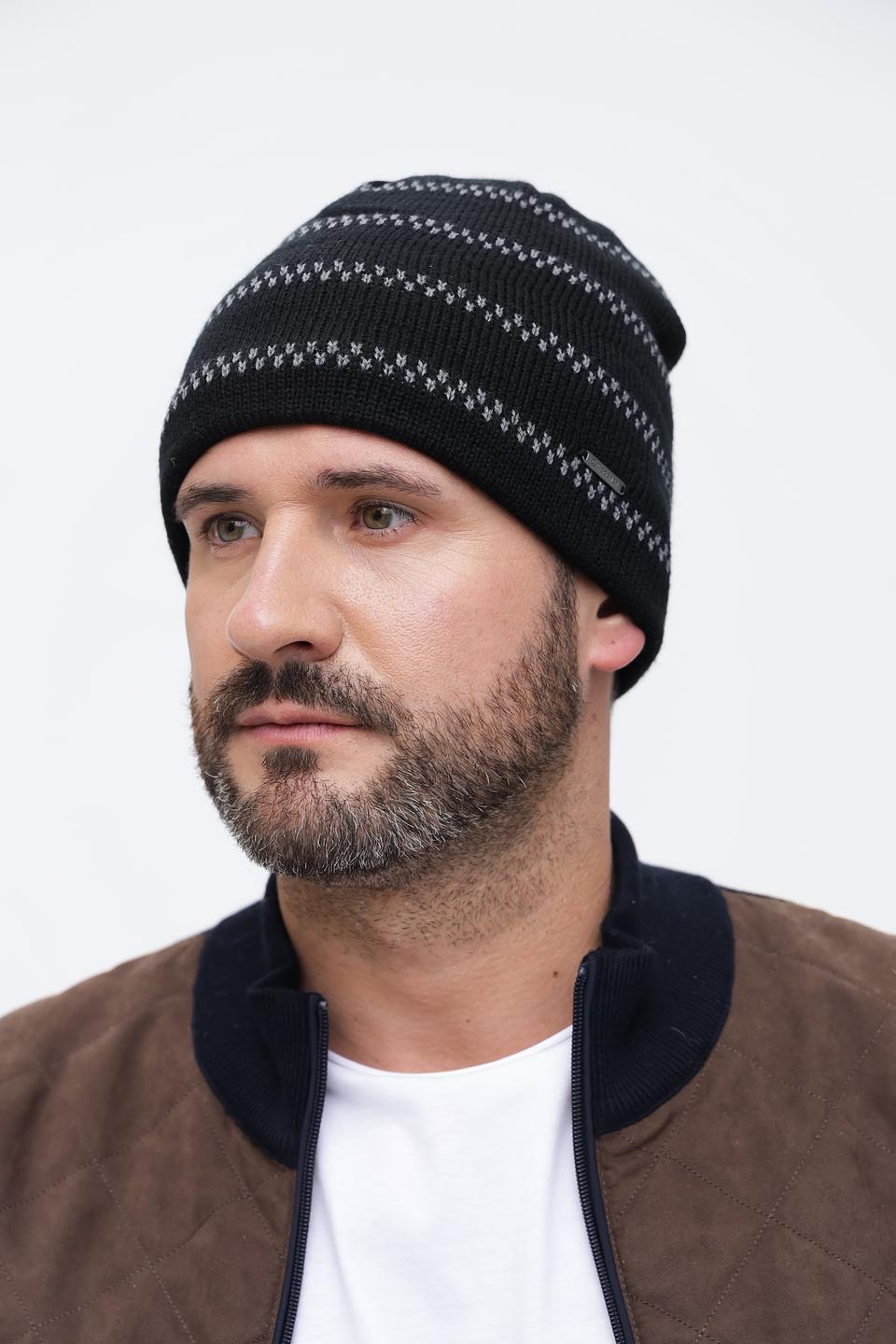 Шапка Wegener мужская чёрная с узором