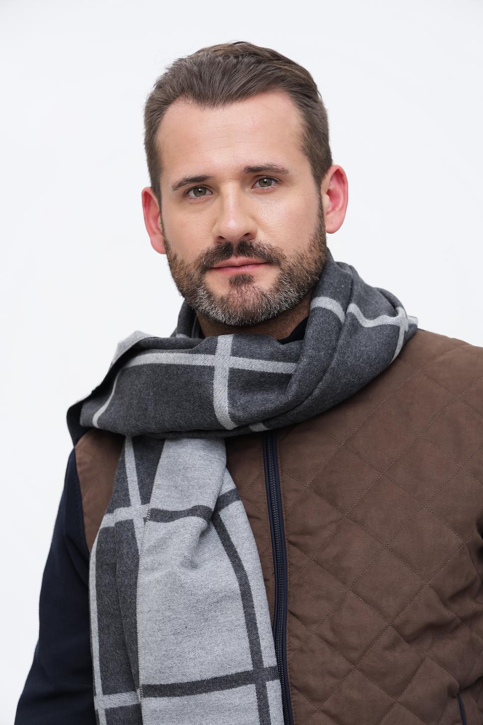 Шарф Pezzo в клетку серый