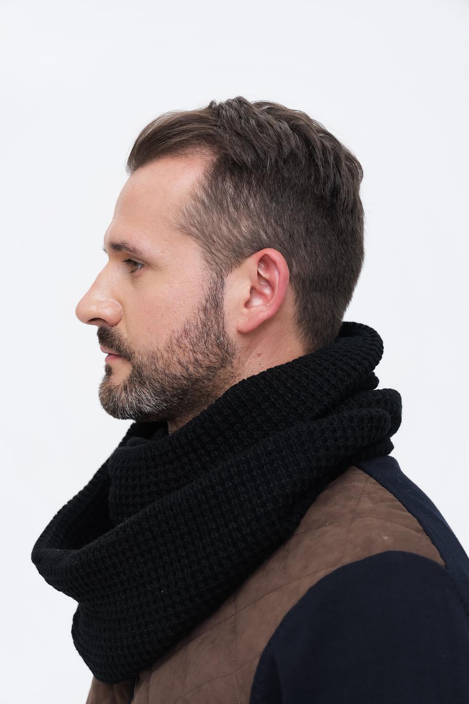 Шарф Wegener чёрный вязаный