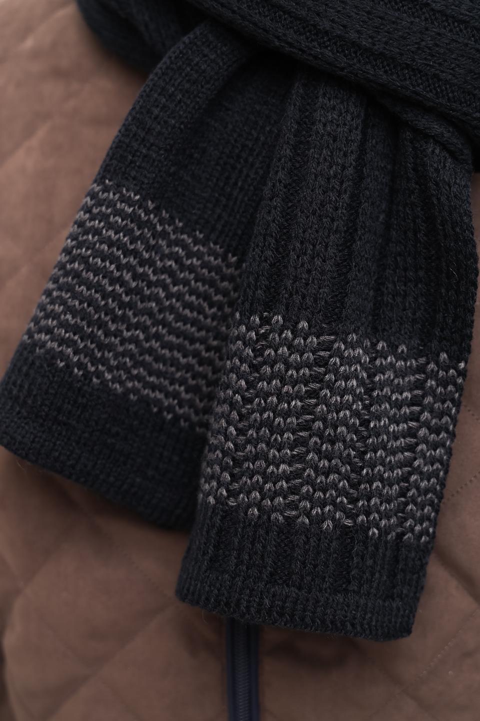 Шарф Wegener чёрный с узором