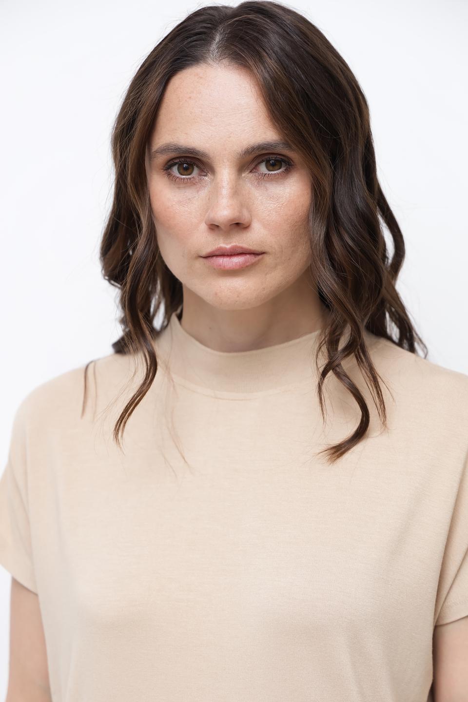 Футболка Broadway бежевая