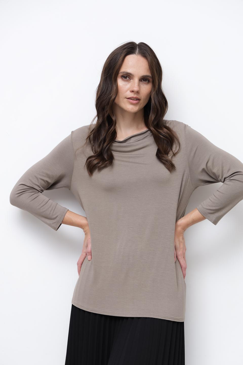 Пуловер Broadway бежевый с драпировкой