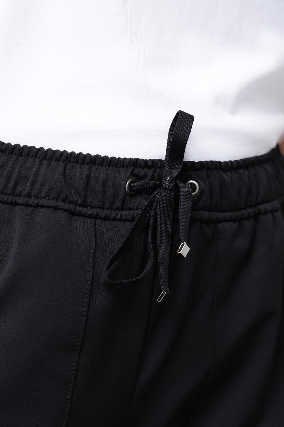 Брюки Lecomte спортивные черные