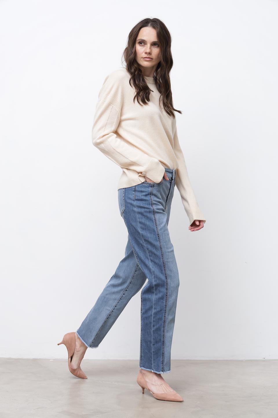 Джинсы Marc Cain с контрастной отстрочкой голубой