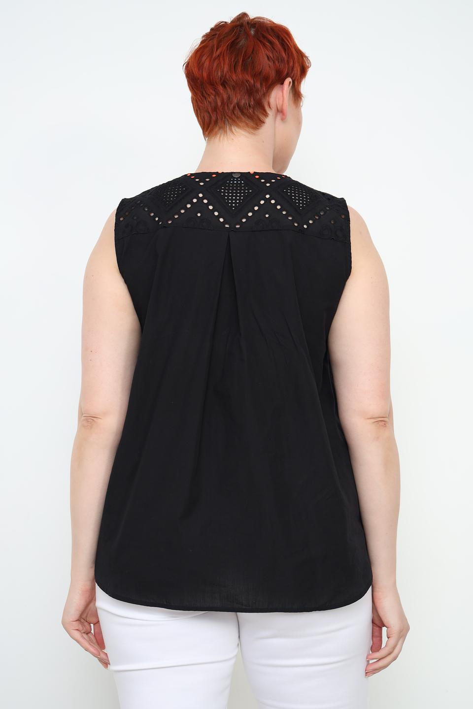Топ You Just White чёрный с кружевом