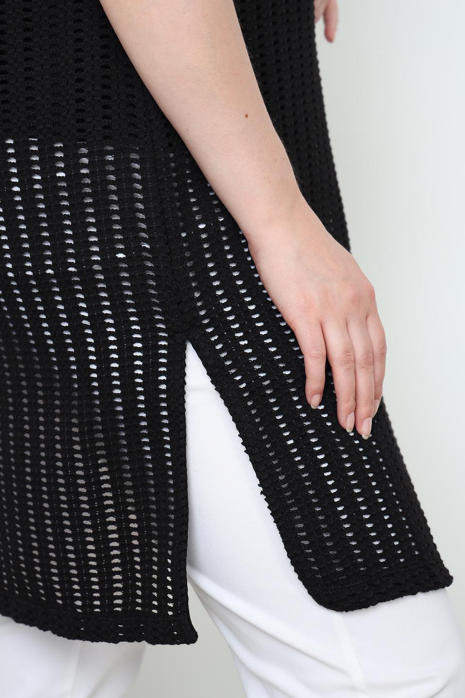 Жилет Via Appia чёрный ажурный