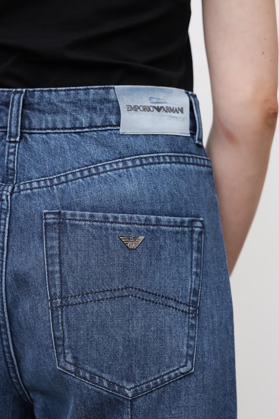 Джинсы Emporio Armani широкие голубые