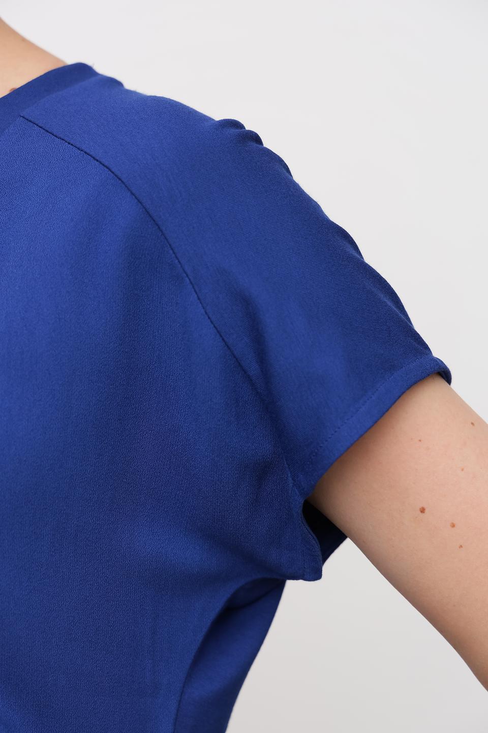 Блуза Bianca синяя с драпировкой