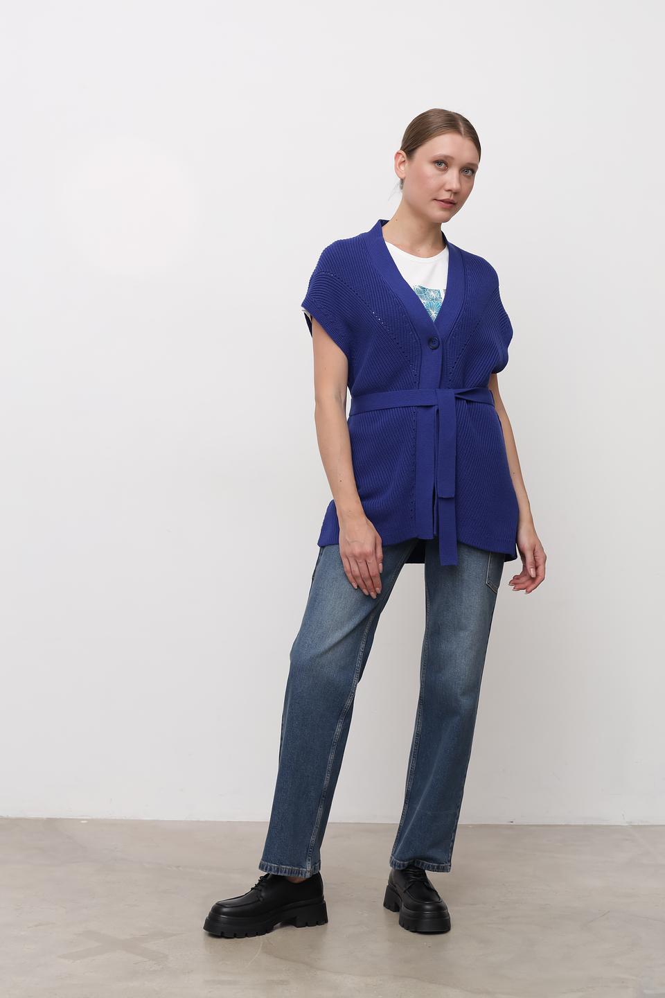 Жилет Bianca вязаный с поясом синий