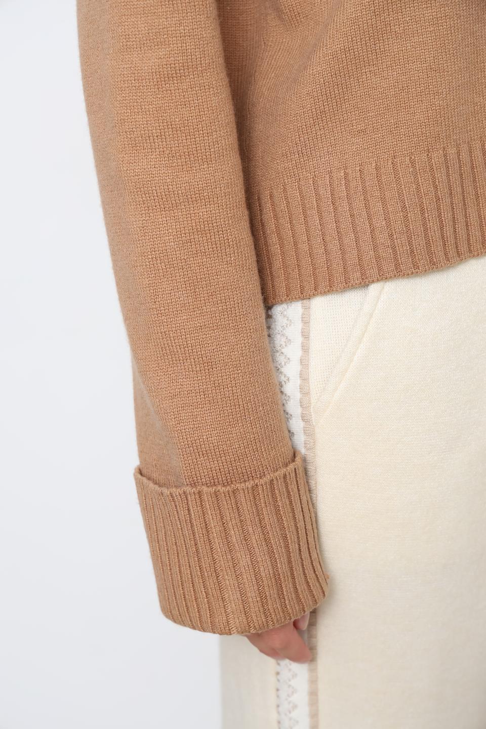 Джемпер Penny Black с горлом бежевый