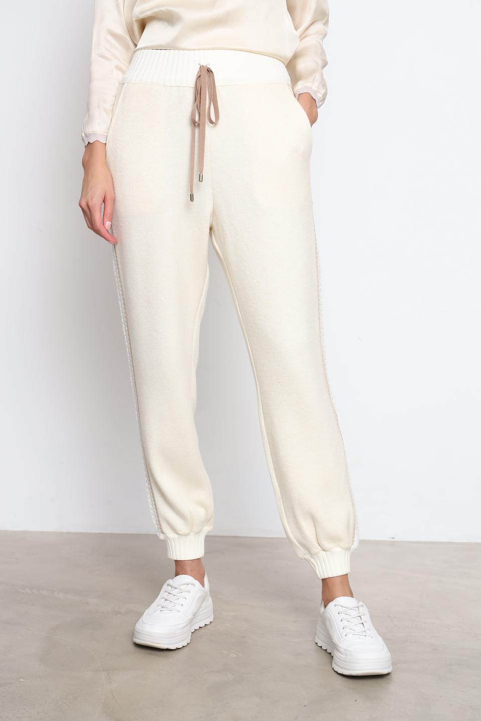 Брюки Tricot Chic с декоративной отделкой