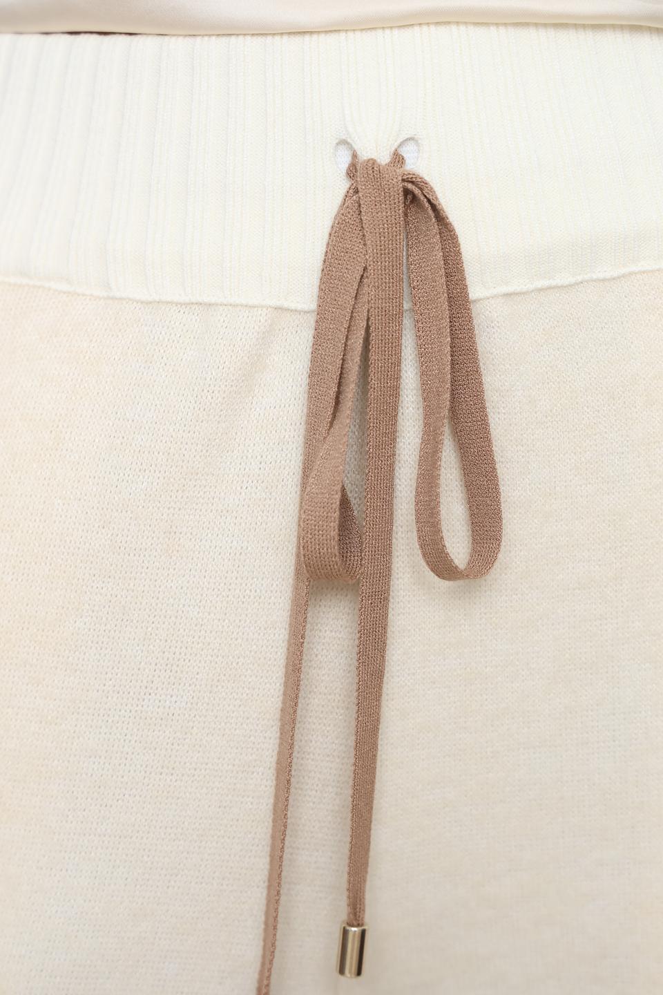 Брюки Tricot Chic с декоративной отделкой