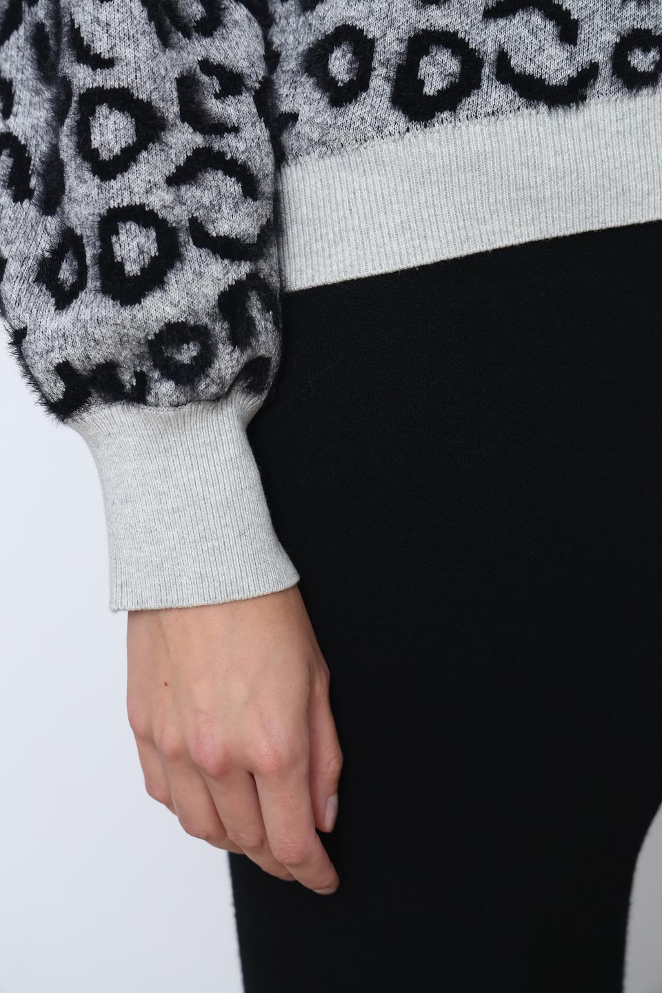 Пуловер Taifun с леопардовым принтом