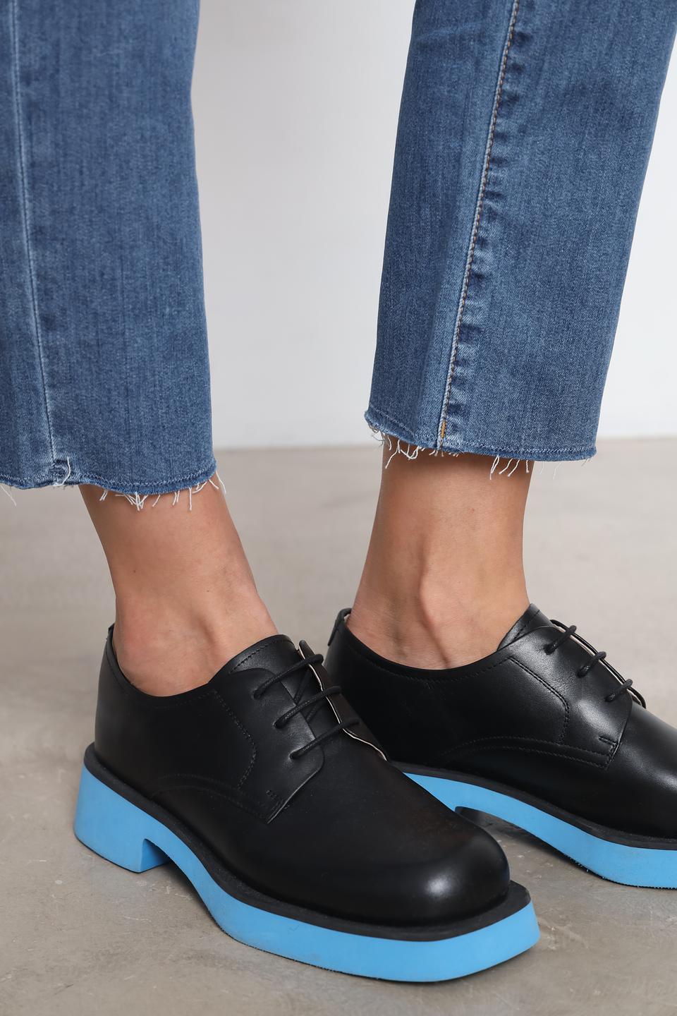 Джинсы Marc Cain с потертостями