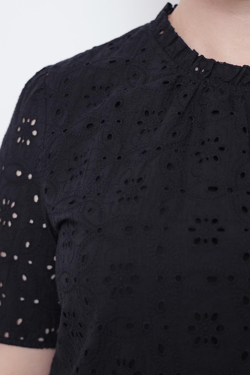 Блуза Taifun чёрная с вышивкой