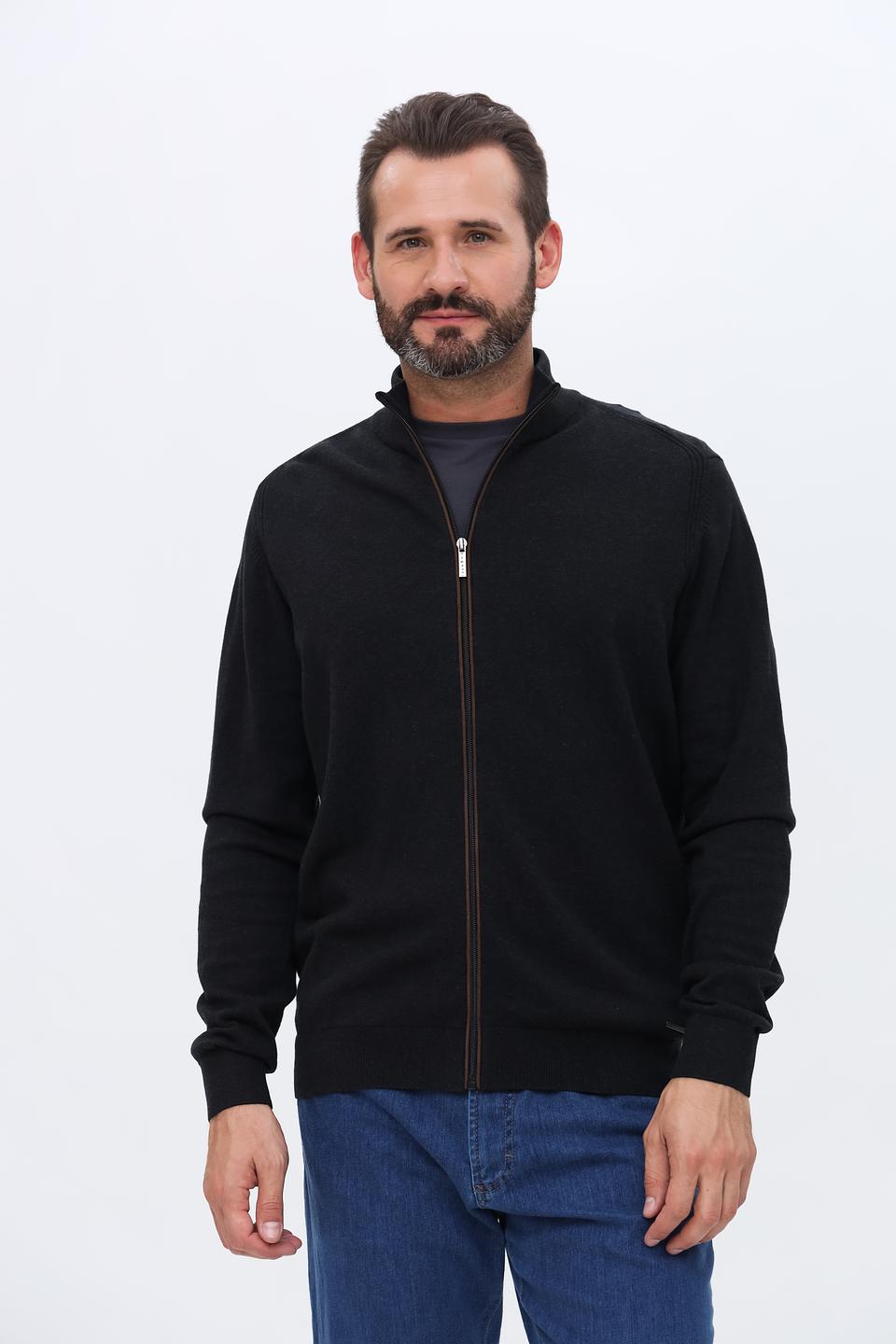 Кардиган Bugatti чёрный на молнии