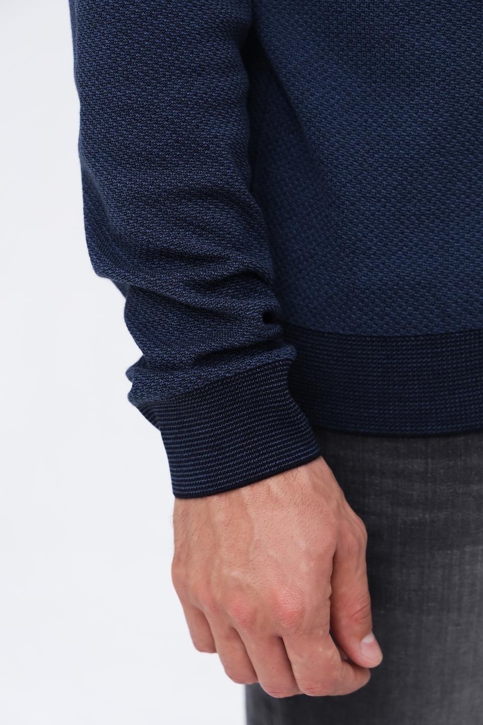 Джемпер Bugatti синий с текстурой