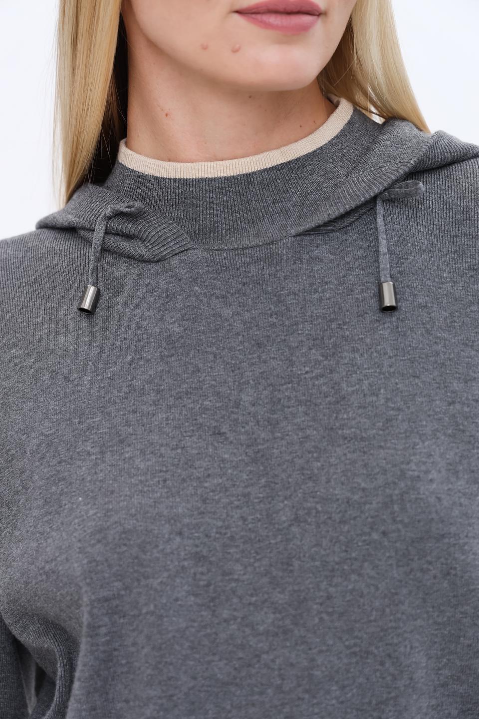 Пуловер UNQ с логотипом серый