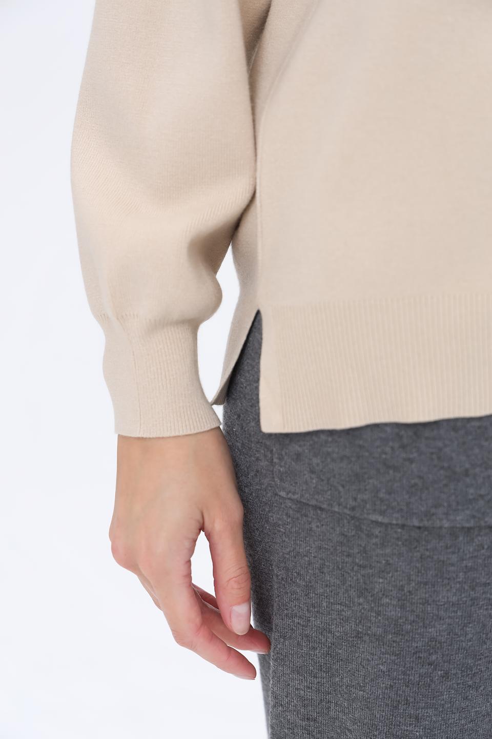 Пуловер UNQ с логотипом серый