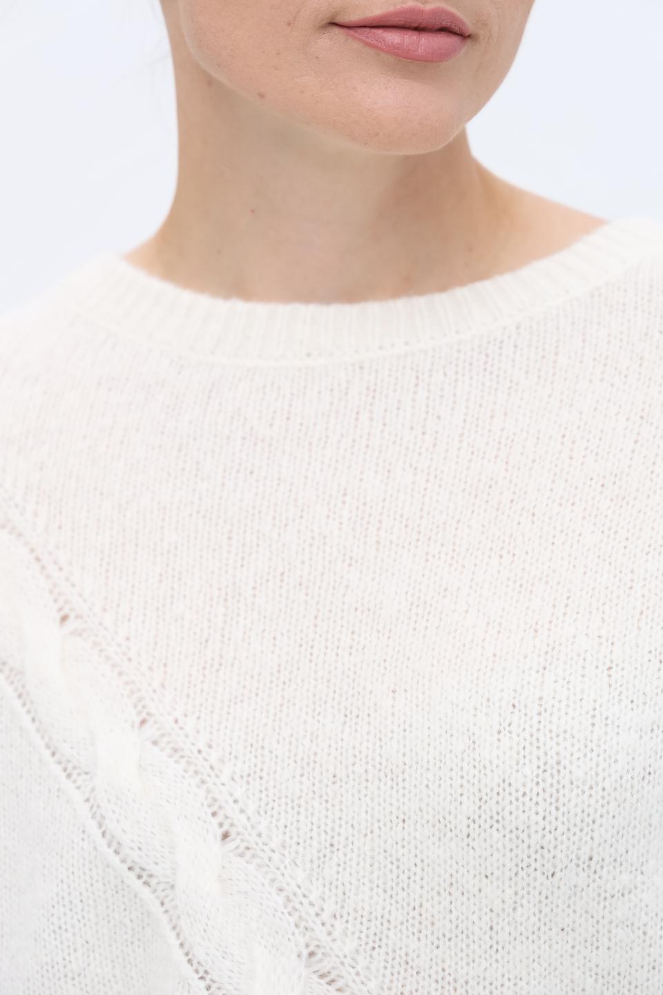 Пуловер Luisa Cerano с косами молочный