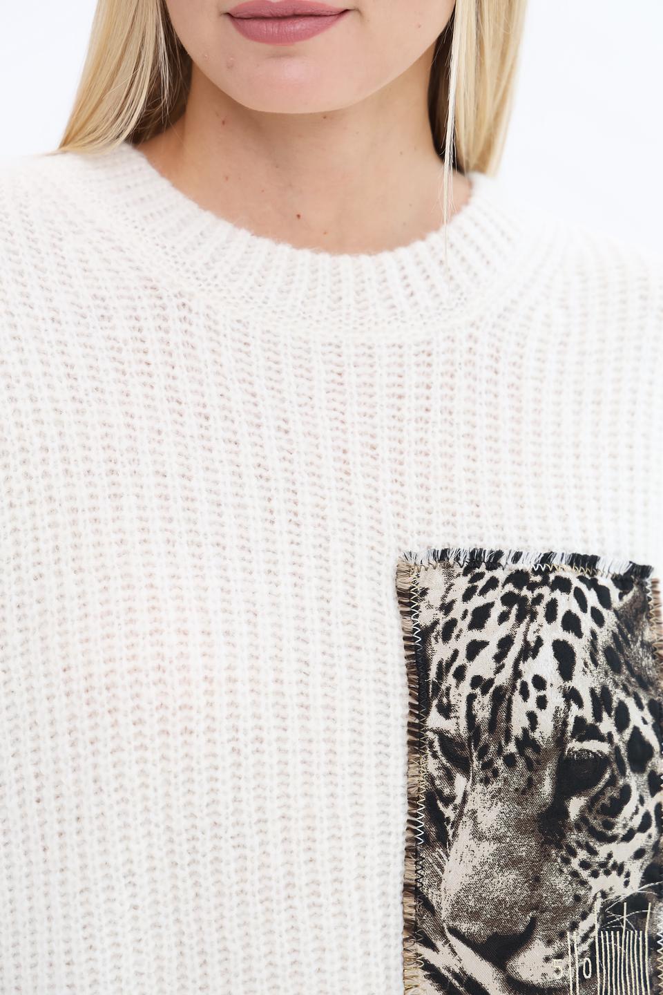 Пуловер Marc Cain с принтом леопарда