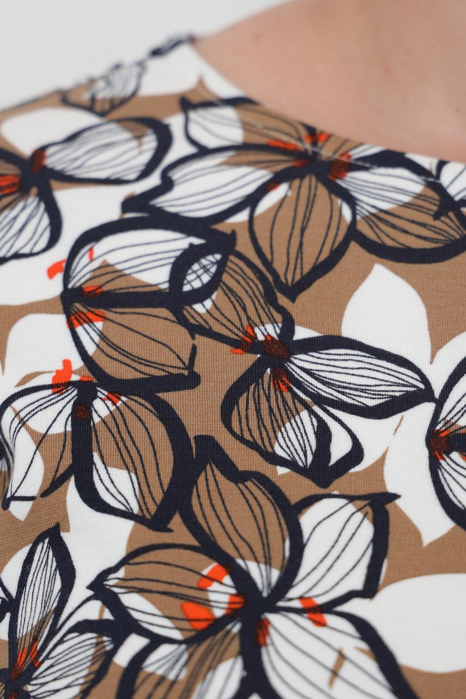 Лонгслив Lebek с цветочным принтом