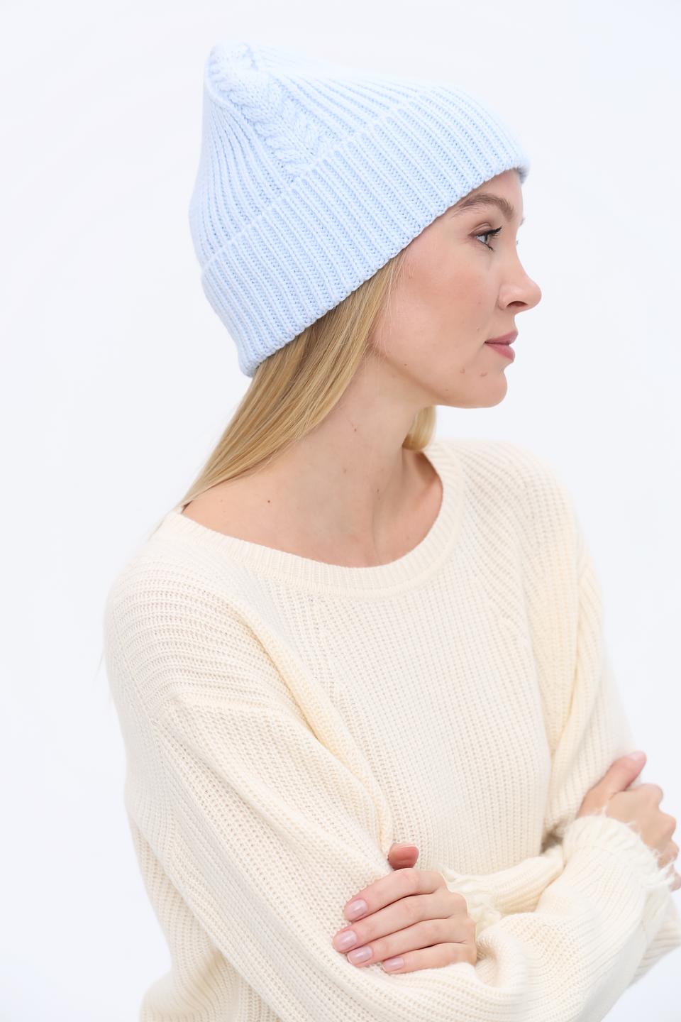 Шапка Adel вязаная голубая