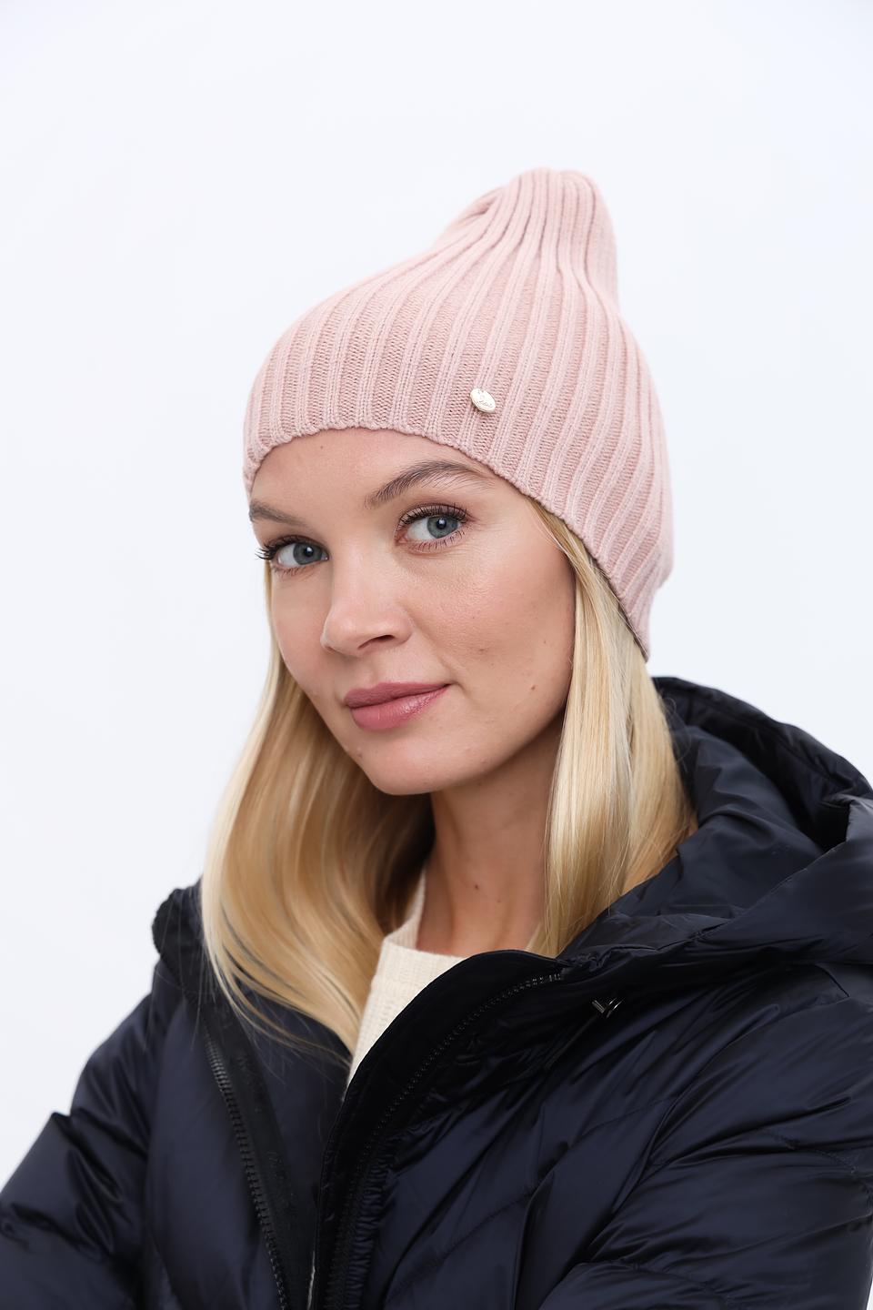 Шапка Adel вязаная пудровая