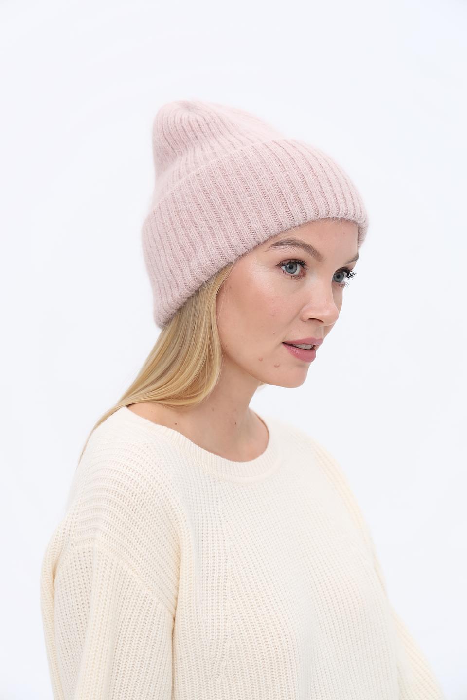 Шапка Adel женская пудровая