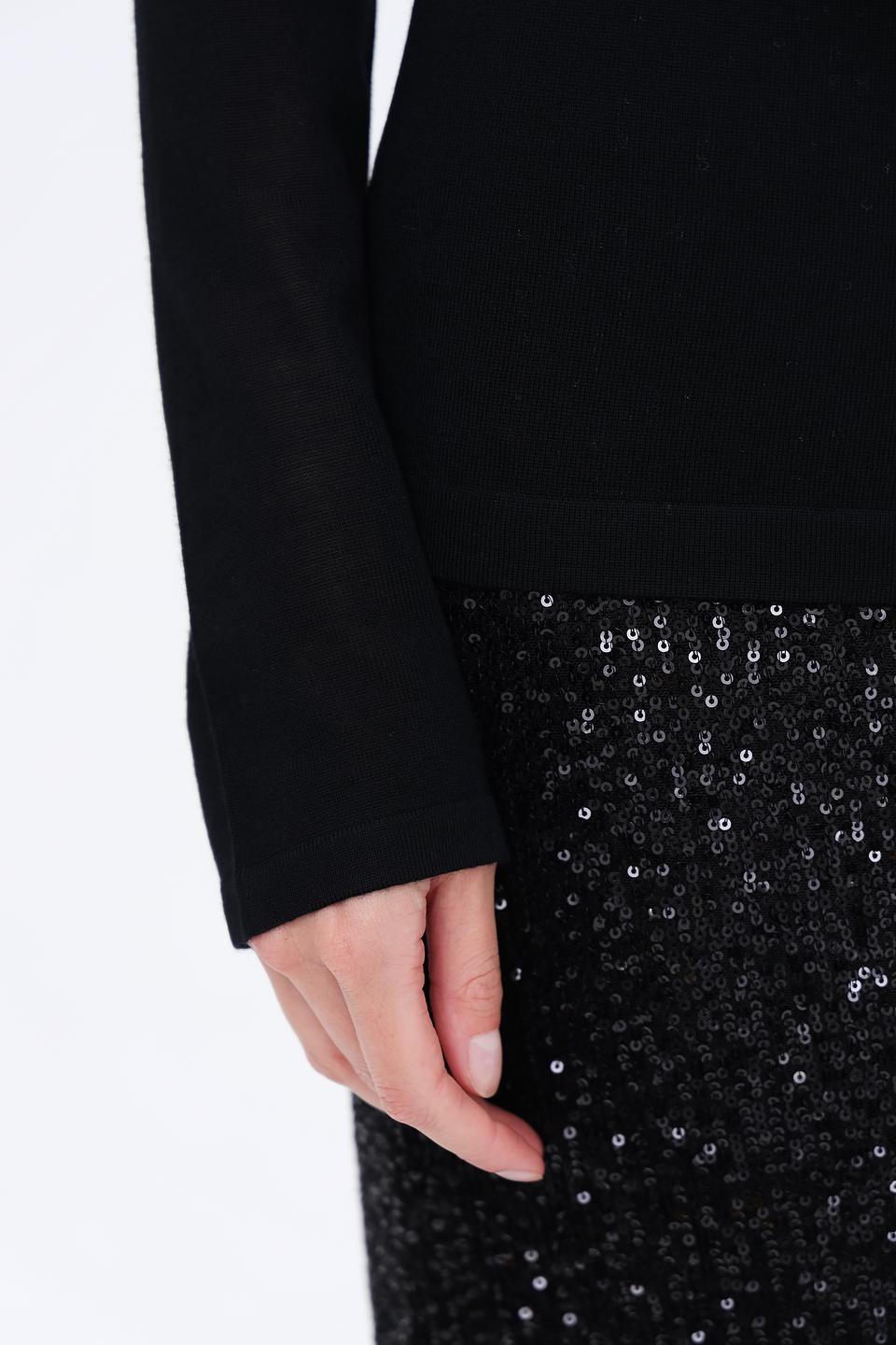 Водолазка UNQ чёрная шерсть