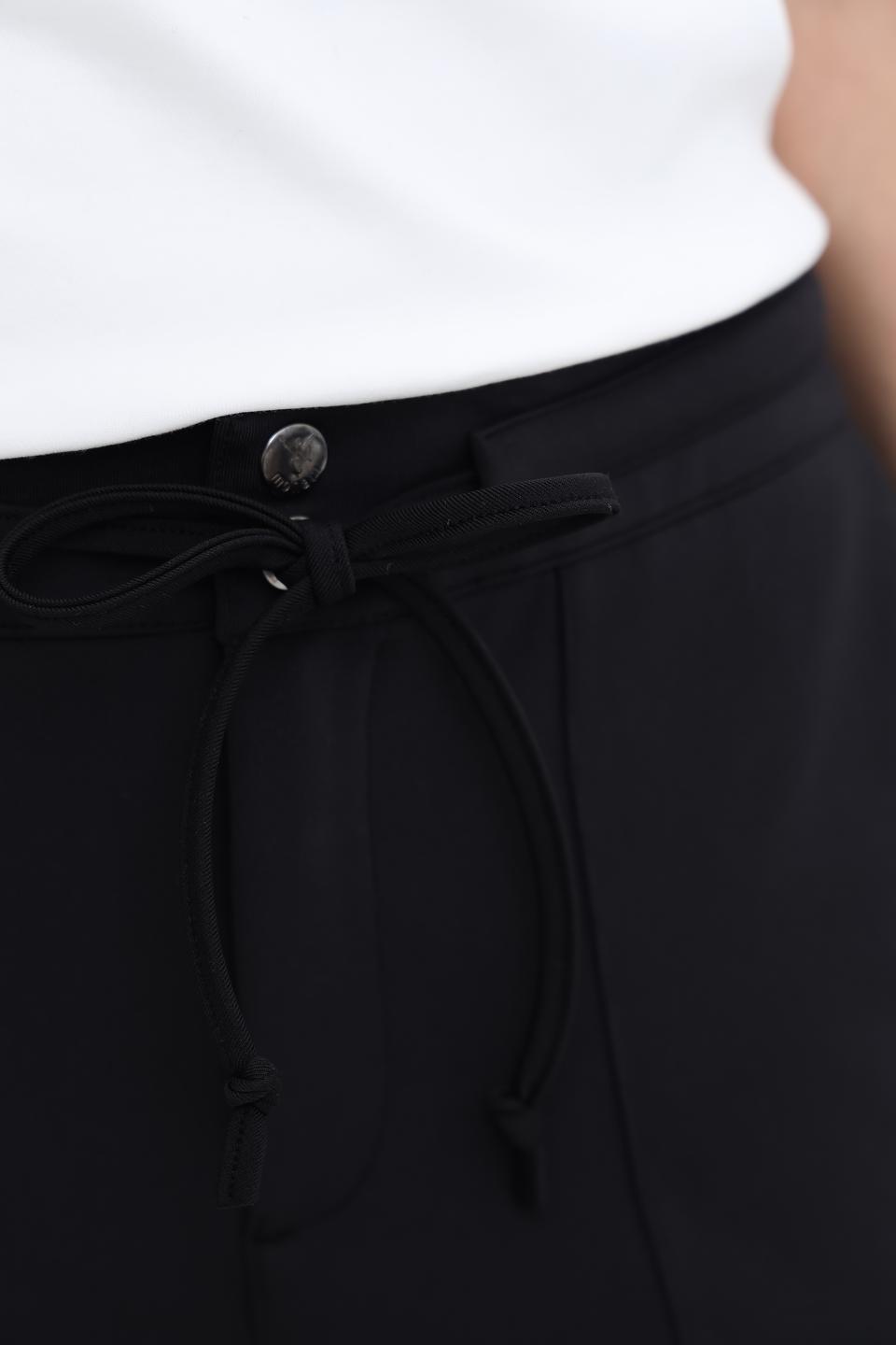 Брюки Monari чёрные с карманами