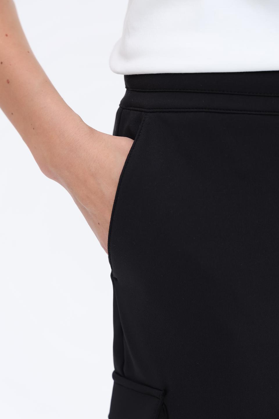 Брюки Monari чёрные с карманами