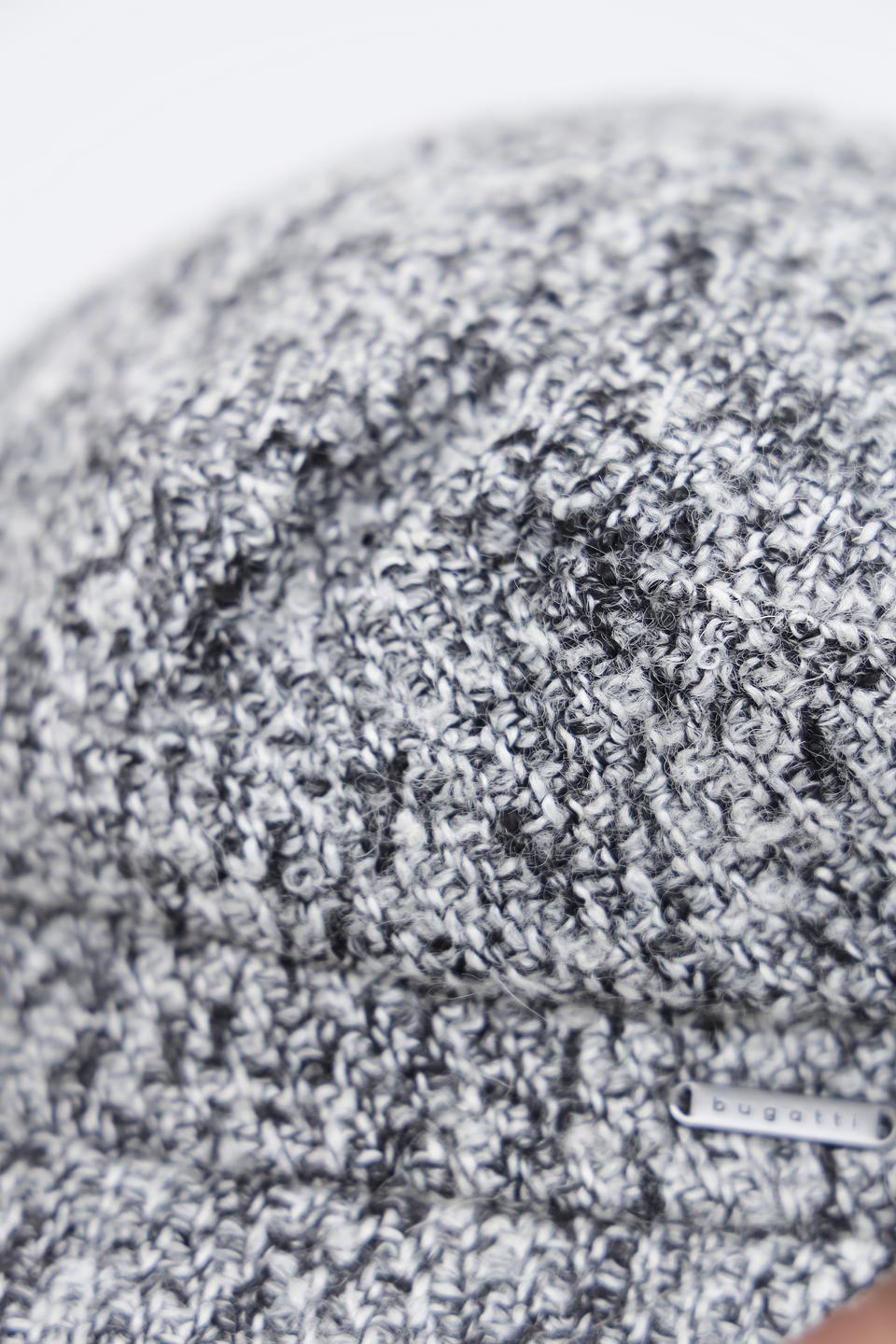 Кепка Bugatti в клетку серая