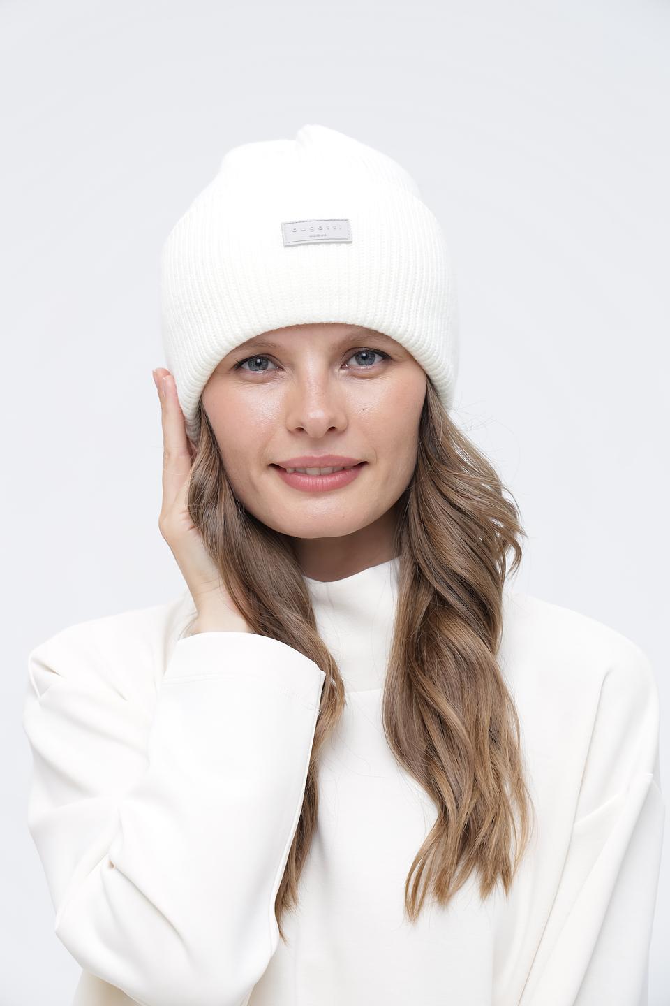 Шапка Bugatti вязаная белая