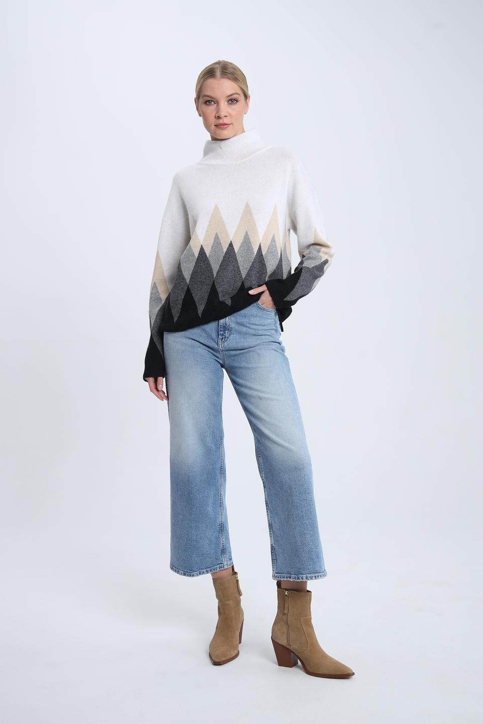 Пуловер Pezzo с ромбами бежевый