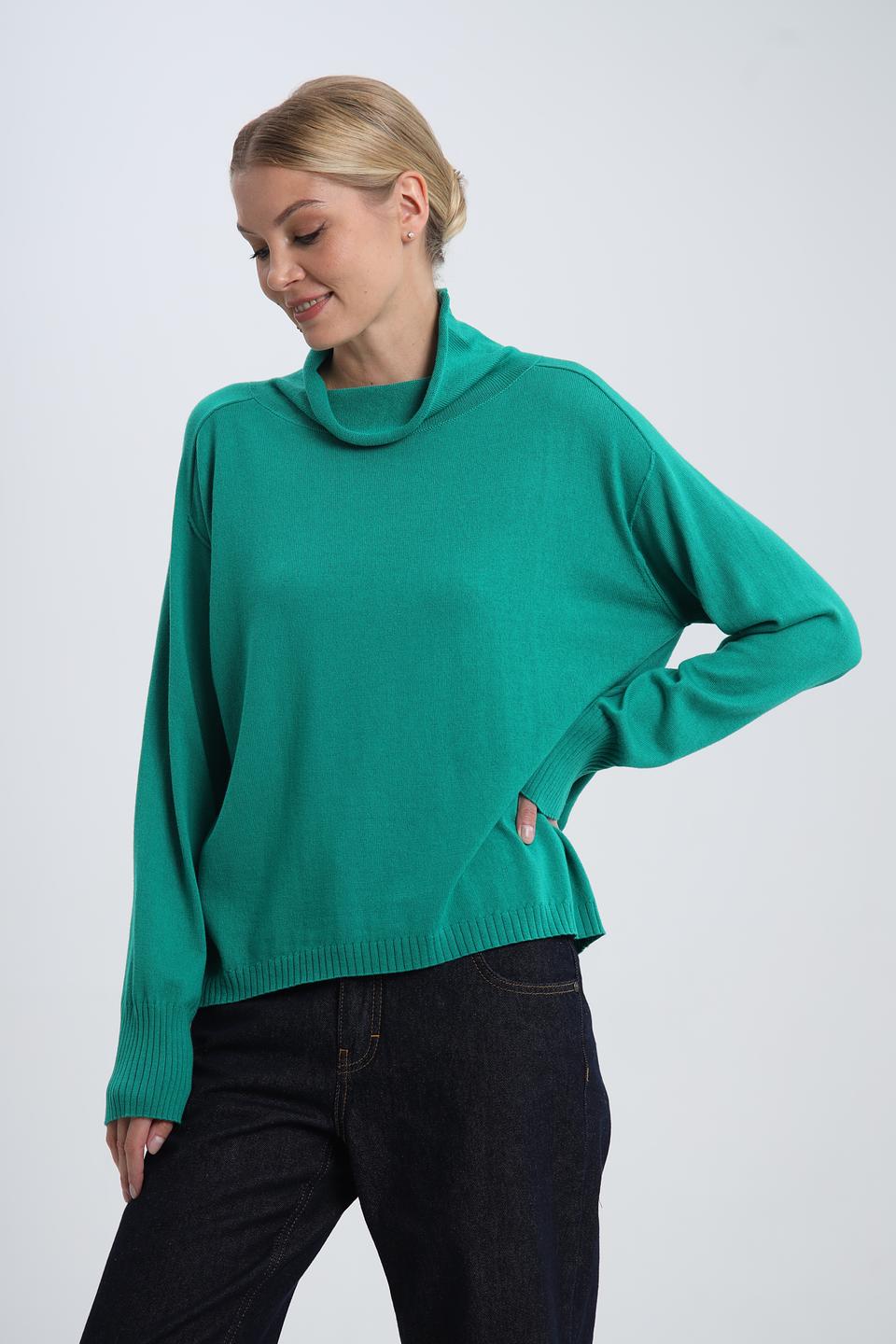 Пуловер Pezzo с горлом изумрудный