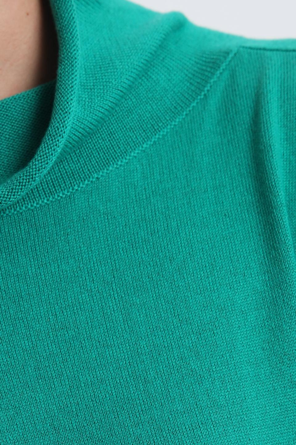 Пуловер Pezzo с горлом изумрудный