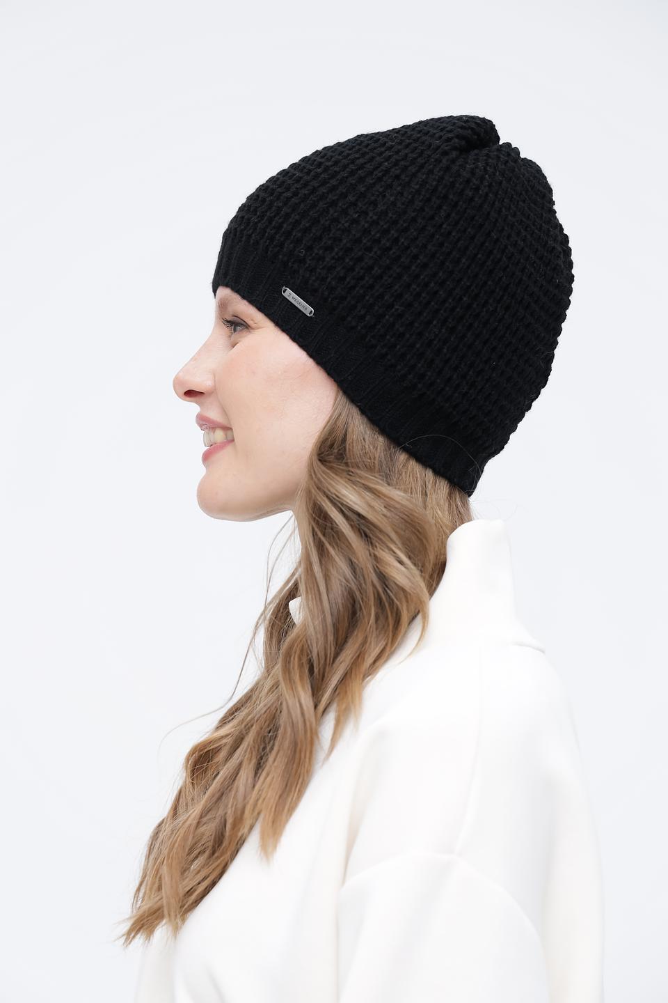 Шапка Wegener чёрная вязаная