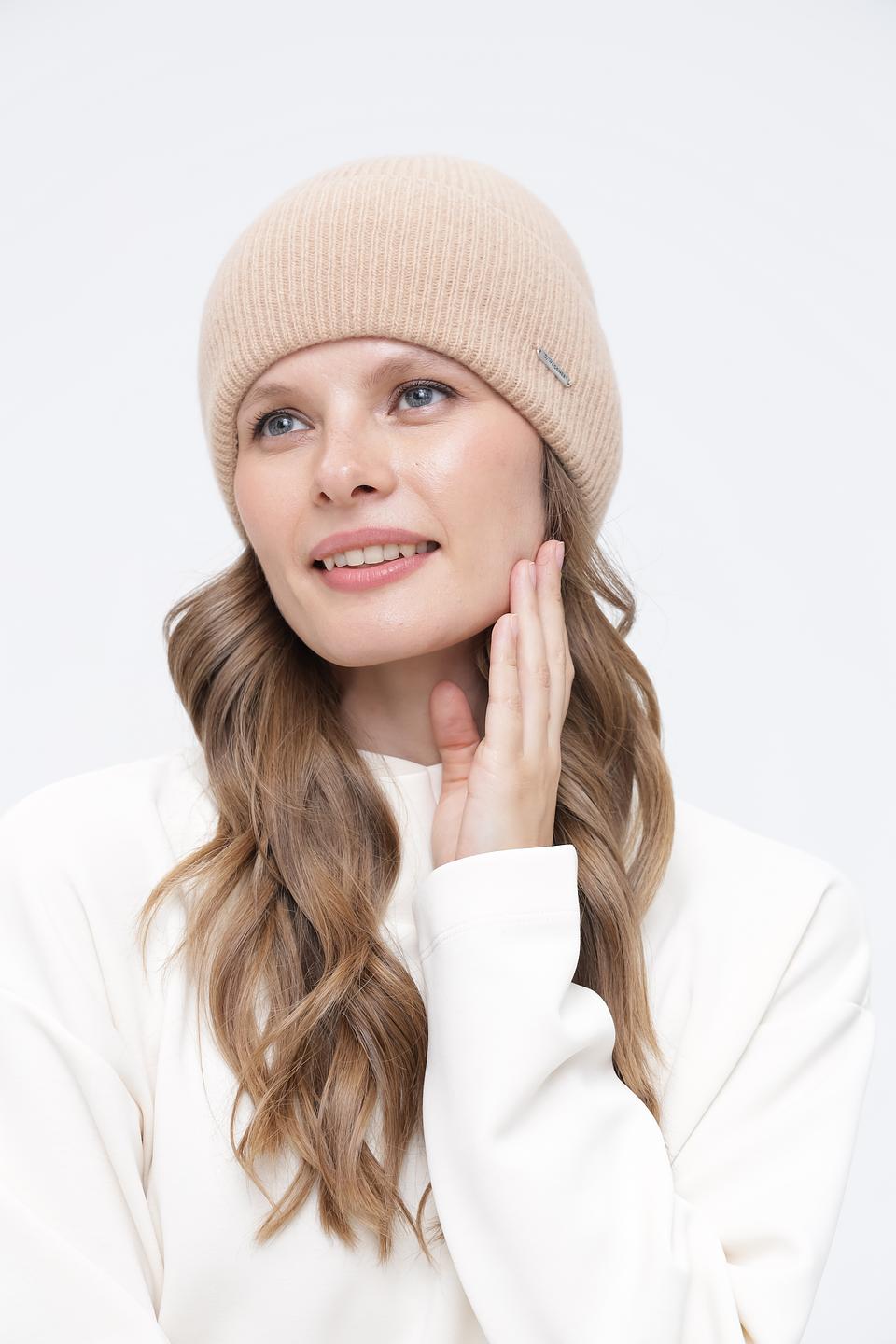 Шапка Wegener бежевая