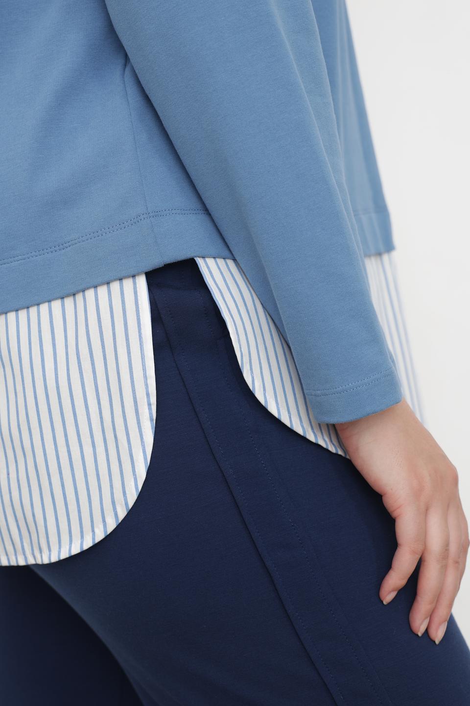 Пуловер Via Appia голубой с надписью