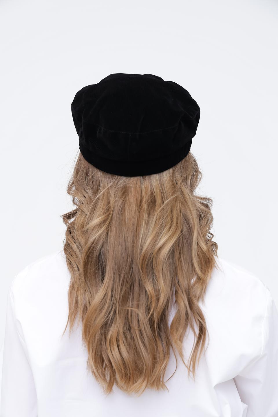 Кепка Wegener чёрная вельветовая