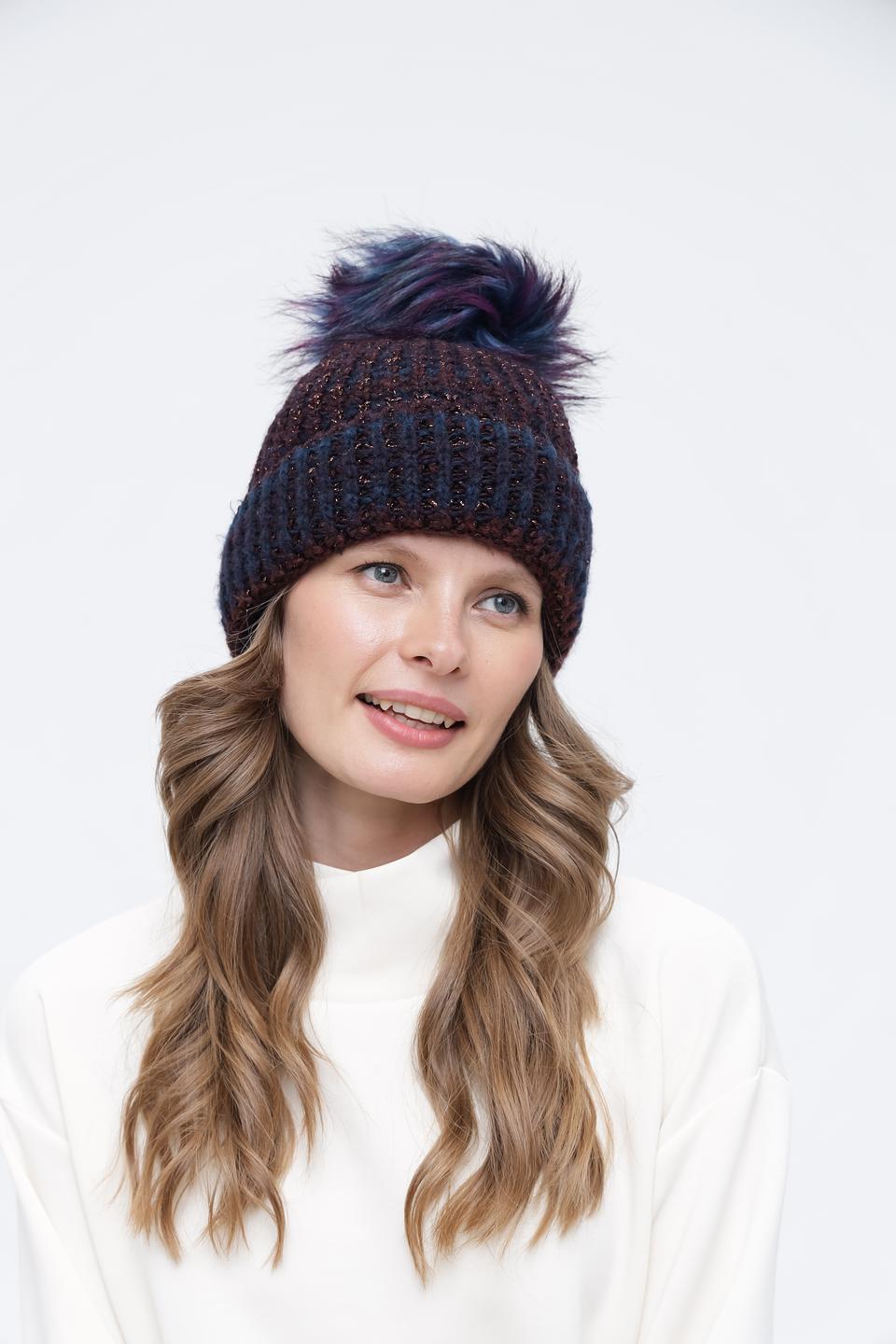 Шапка Wegener с помпоном