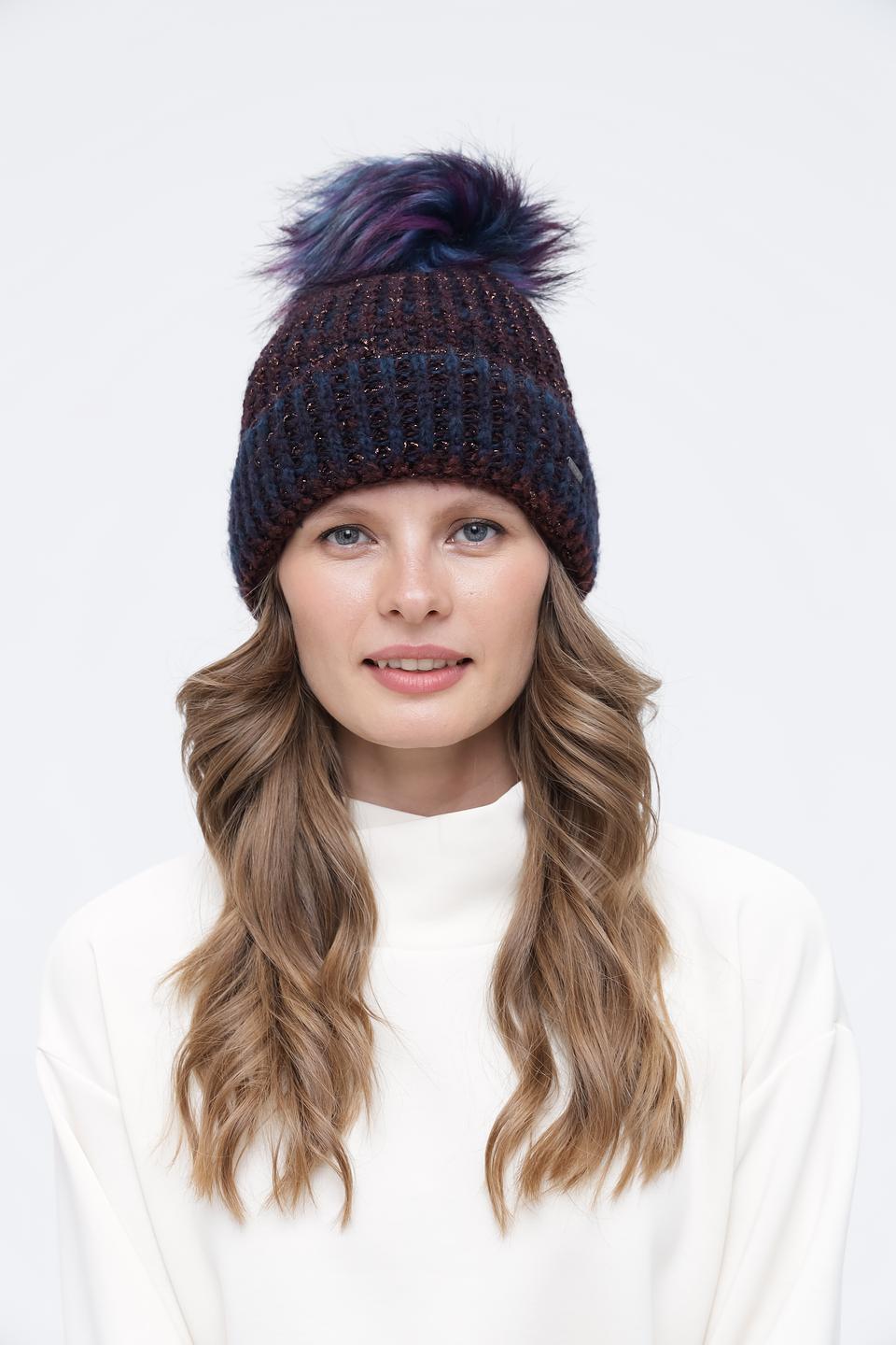 Шапка Wegener с помпоном